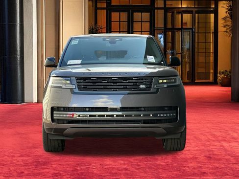 New 2026 Land Rover Range Rover SE image 7