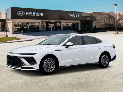 New 2026 Hyundai Sonata Limited image 2