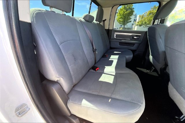 Used 2019 RAM 1500 Classic SLT AWD/4WD image 22