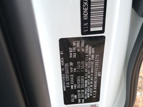 New 2027 Kia Carnival SX w/ Dark Edition Package FWD image 28