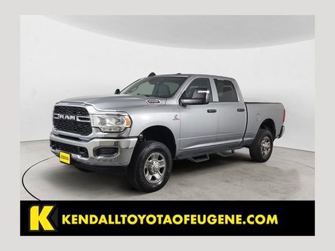 Used 2024 RAM 2500 Tradesman w/ Chrome Appearance Group AWD/4WD image 1