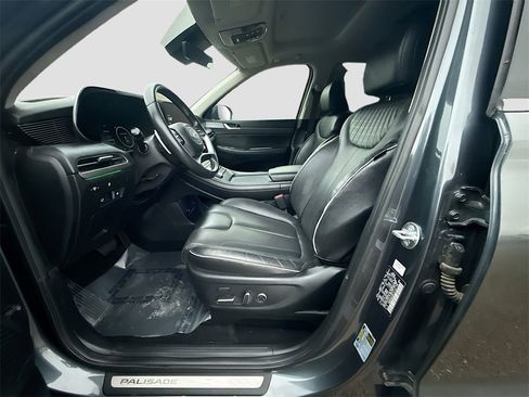 Used 2024 Hyundai Palisade Limited image 22