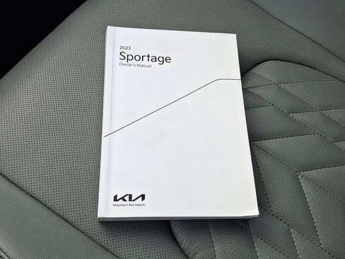 Used 2023 Kia Sportage X-Line w/ X-Line Premium Package AWD/4WD image 26