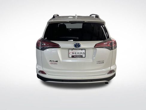 Used 2016 Toyota RAV4 Limited image 4