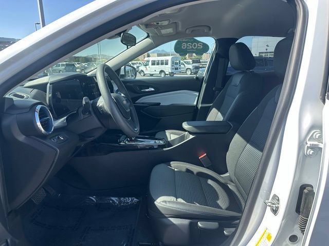 Certified 2026 Chevrolet Trax LT FWD image 16