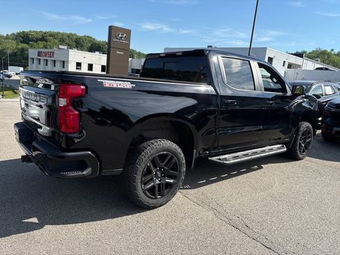 Used 2022 Chevrolet Silverado 1500 LT Trail Boss w/ LT Trail Boss Premium Package AWD/4WD image 5