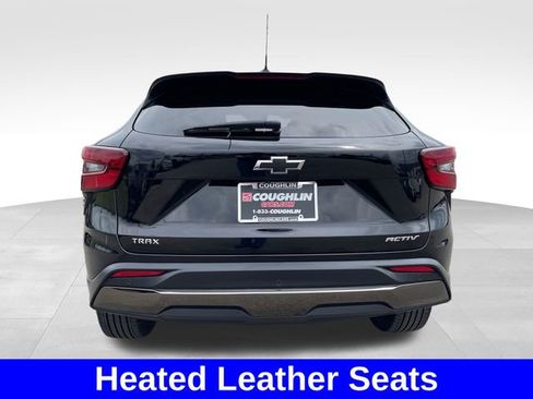 Used 2024 Chevrolet Trax ACTIV w/ Sunroof Package FWD image 4