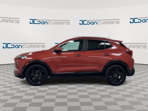 Used 2024 Buick Encore GX Sport Touring w/ Comfort Package FWD image 5