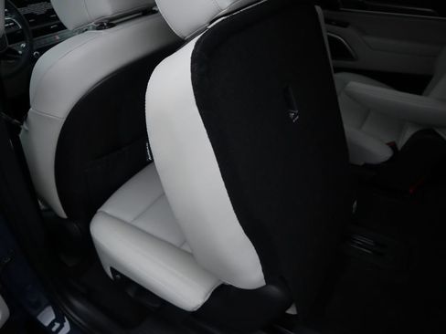 New 2025 Kia Telluride S image 16