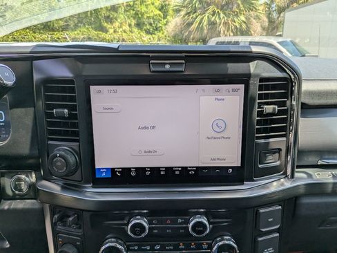 New 2026 Ford F250 Lariat w/ Black Appearance Package AWD/4WD image 32