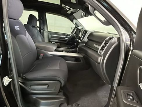 Used 2025 RAM 1500 Big Horn AWD/4WD image 30