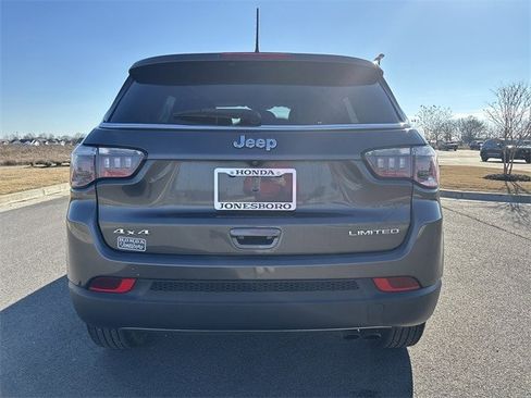 Used 2019 Jeep Compass Limited image 4