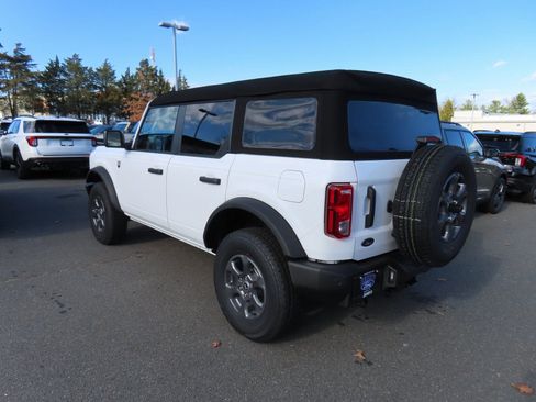 New 2025 Ford Bronco Big Bend image 6