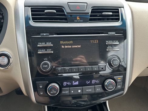 Used 2013 Nissan Altima 2.5 SV image 26