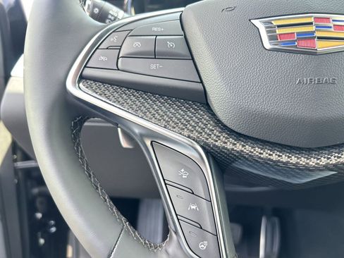 New 2025 Cadillac XT5 Sportv w/ LPO, Bronce Accent Package image 17