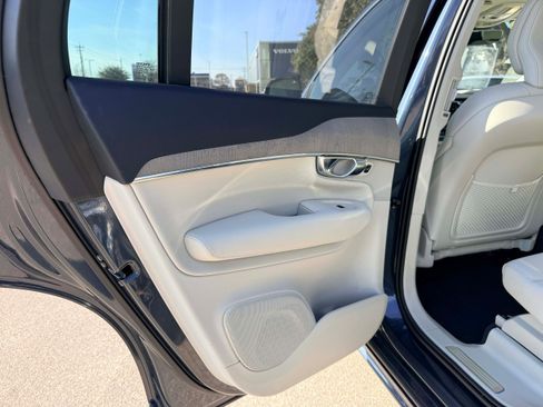 Certified 2025 Volvo XC90 B6 Plus w/ Protection Package image 14
