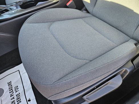 Used 2025 Kia K4 LXS image 8