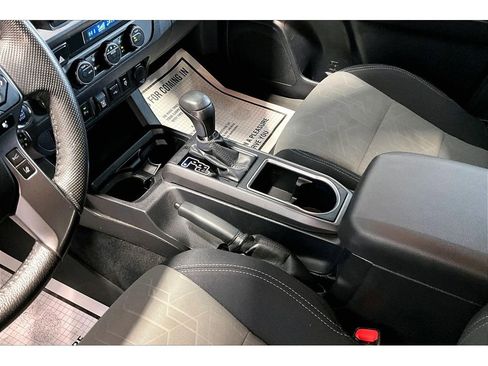 Used 2021 Toyota Tacoma TRD Sport w/ Advanced Technology Package AWD/4WD image 18