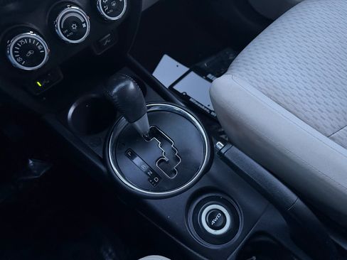 Used 2017 Mitsubishi Outlander Sport SE image 14