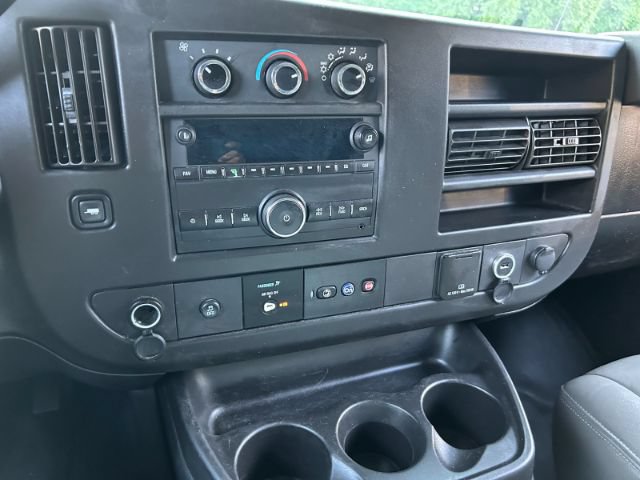 Used 2018 Chevrolet Express 2500 w/ Driver Convenience Package RWD image 13