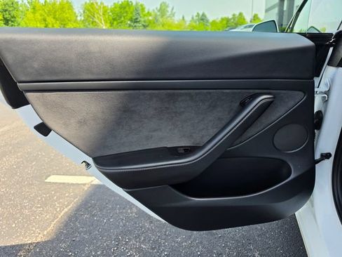 Used 2023 Tesla Model 3 Standard Range RWD image 29