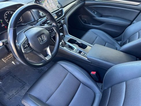 Used 2022 Honda Accord Sport image 4