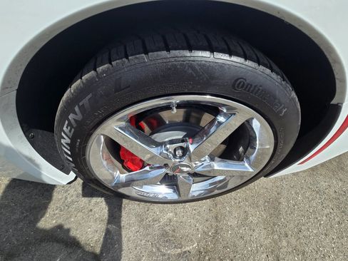 Used 2014 Chevrolet Corvette Stingray Coupe w/ 3LT Preferred Equipment Group image 29