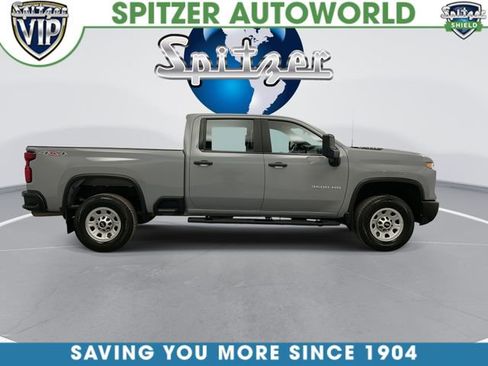 Used 2024 Chevrolet Silverado 3500 W/T image 11