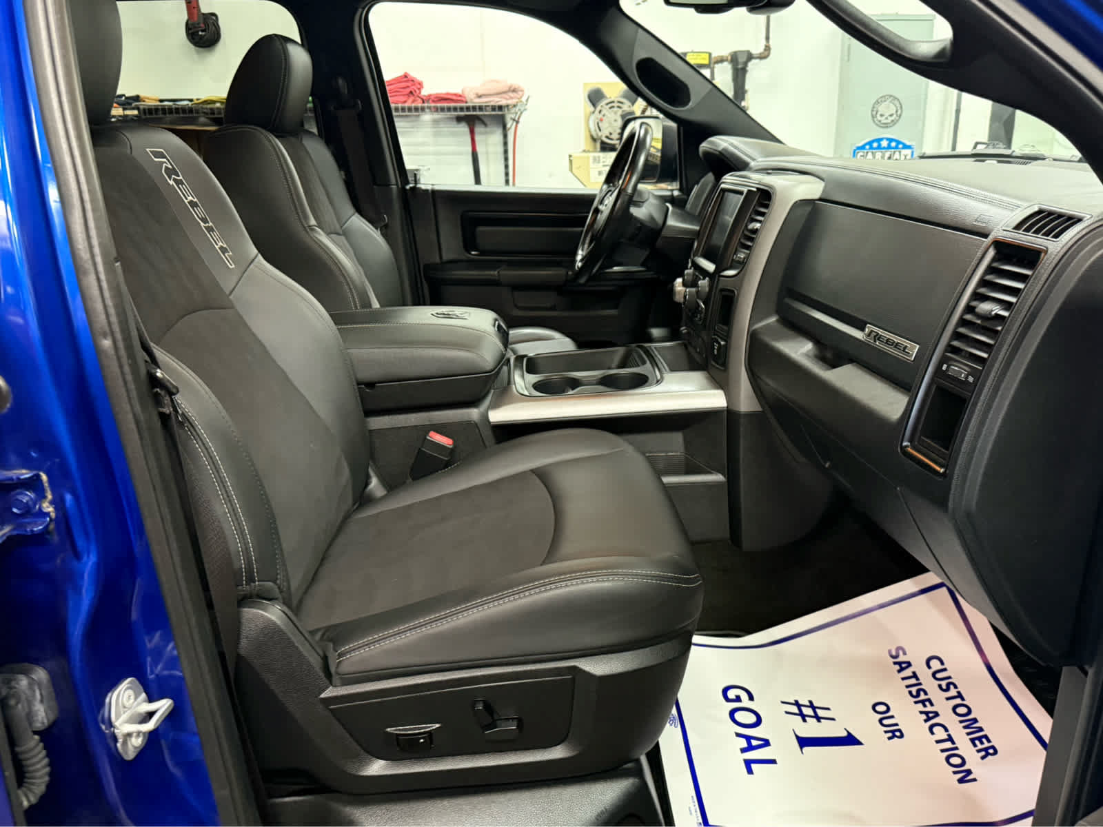 Used 2017 RAM 1500 Rebel w/ Luxury Group AWD/4WD image 28