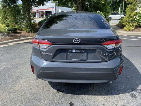 Used 2024 Toyota Corolla LE FWD image 7