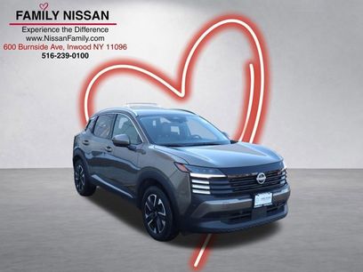 Certified 2025 Nissan Kicks SR