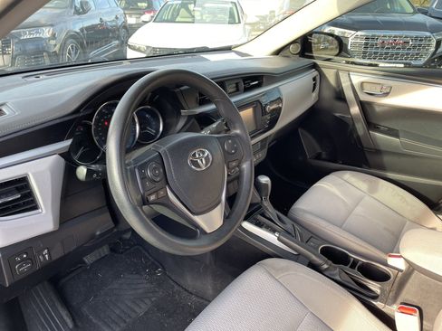 Used 2015 Toyota Corolla LE image 10