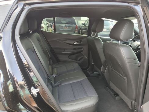 Used 2024 Buick Envista Preferred w/ Convenience I Package FWD image 25