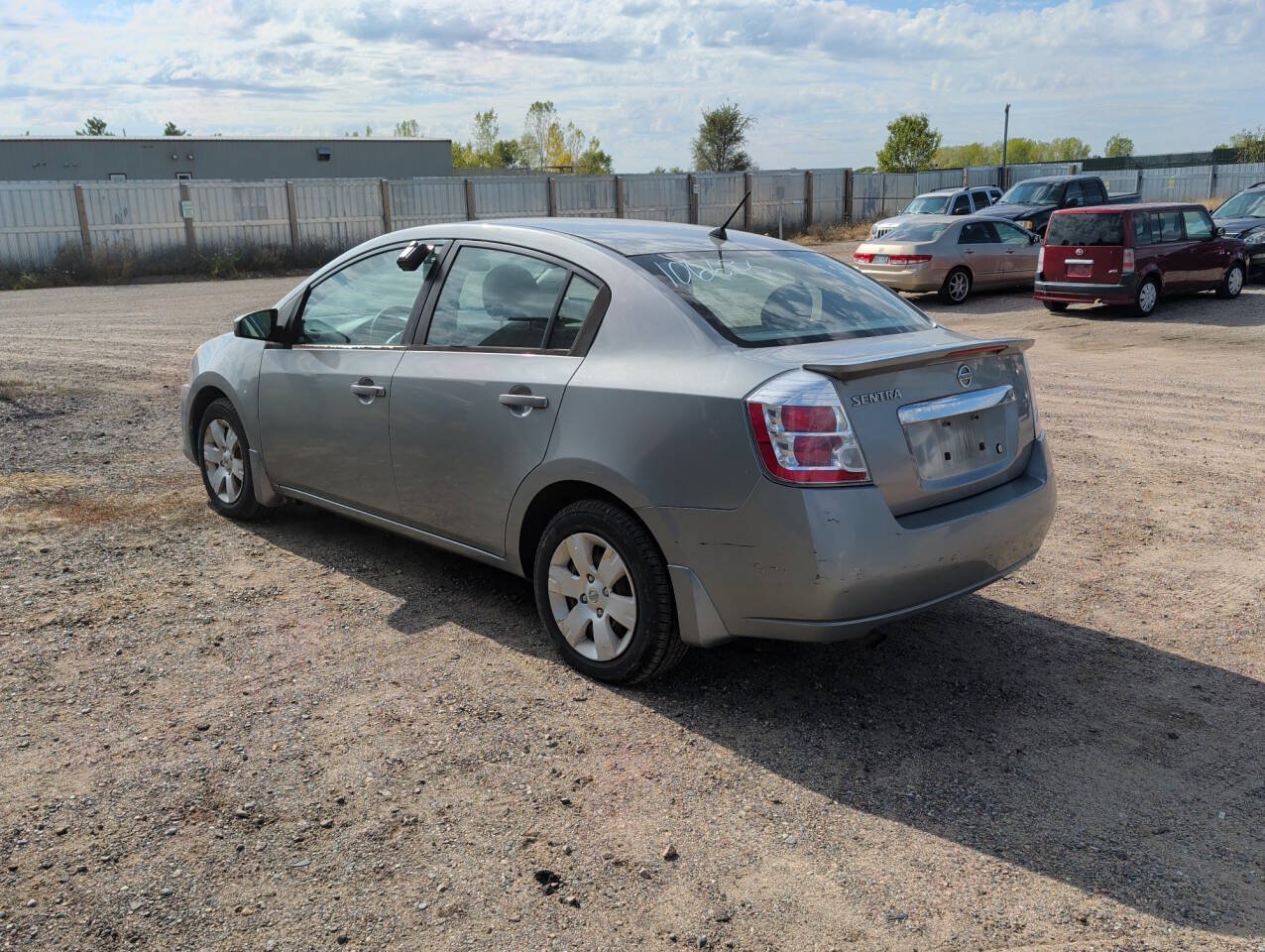 Used 2011 Nissan Sentra 2.0 FWD image 3