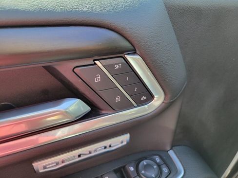 Used 2021 GMC Sierra 1500 AT4 w/ AT4 Preferred Package image 25