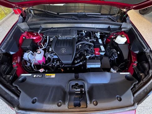 Used 2024 Toyota Grand Highlander XLE image 15