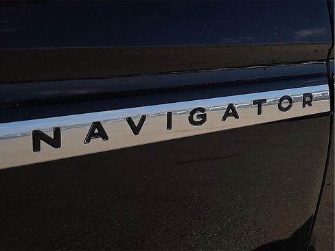 New 2026 Lincoln Navigator L Reserve image 8