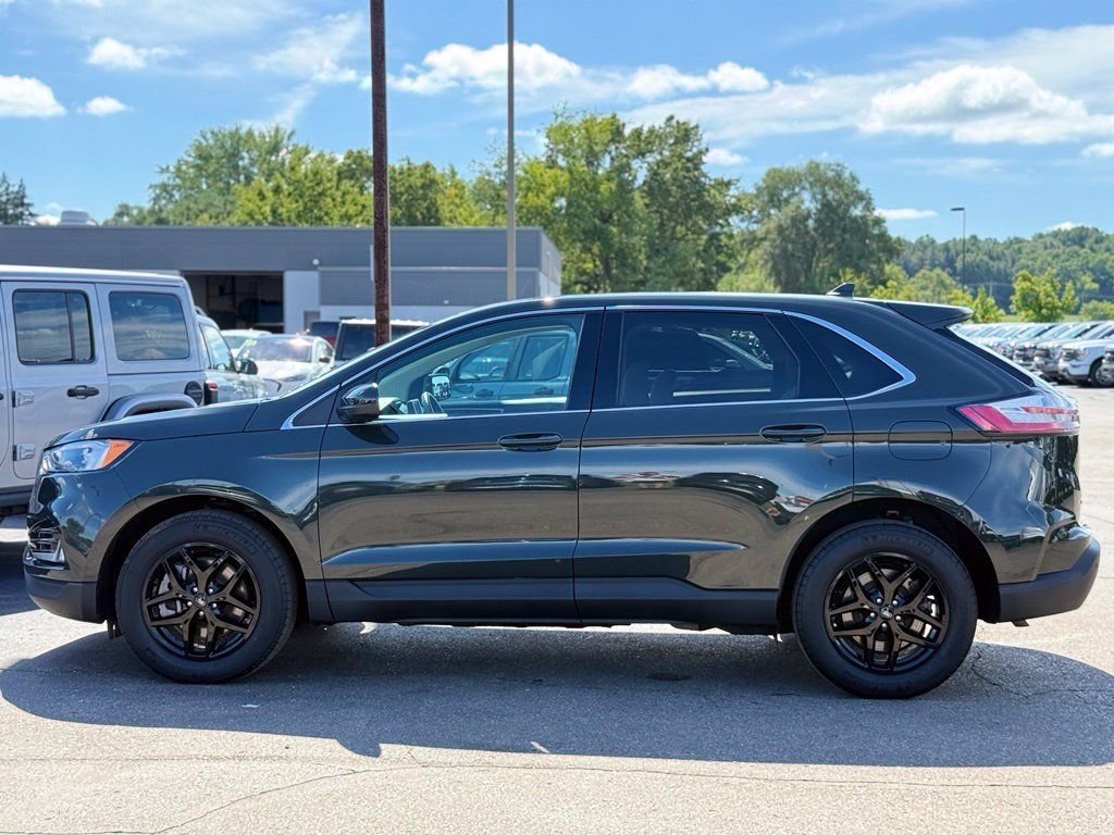 Used 2023 Ford Edge SEL w/ Convenience Package AWD/4WD image 39