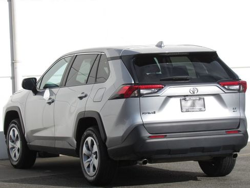 Certified 2024 Toyota RAV4 LE image 5