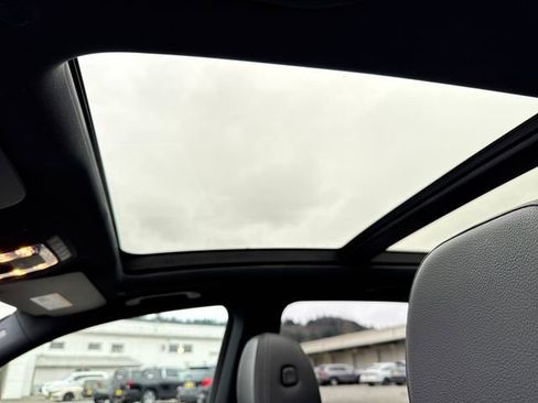 Used 2020 Mercedes-Benz GLE 450 4MATIC image 32