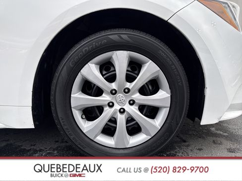 Used 2021 Toyota Corolla LE w/ Carpet Mat Package (TMS) image 21