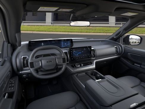 New 2026 Ford Expedition Platinum w/ Stealth Appearance Package image 9