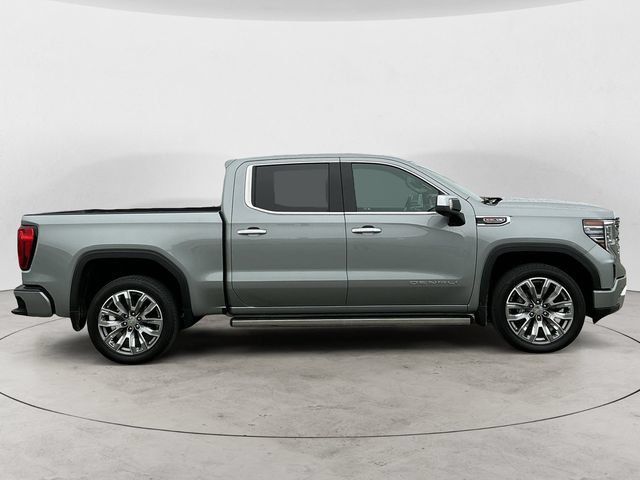 Used 2024 GMC Sierra 1500 Denali AWD/4WD image 4