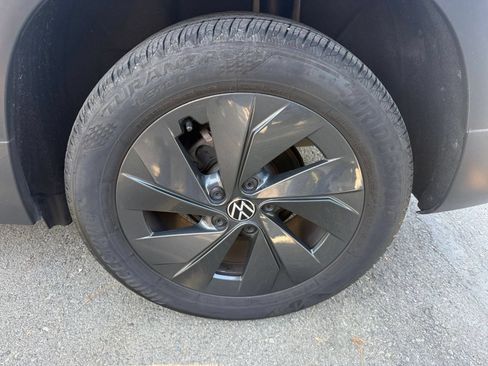 Used 2026 Volkswagen Taos S FWD image 22