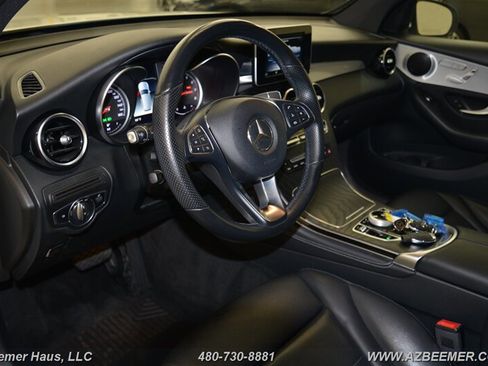 Used 2019 Mercedes-Benz GLC 300 image 14