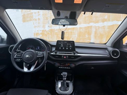 Used 2019 Kia Forte S image 16