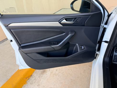 Used 2024 Volkswagen Jetta Sport FWD image 31