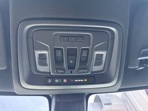 Used 2020 GMC Sierra 1500 AT4 w/ AT4 Premium Package image 24