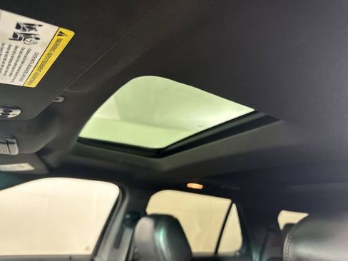 Used 2013 Ford Explorer Limited image 19