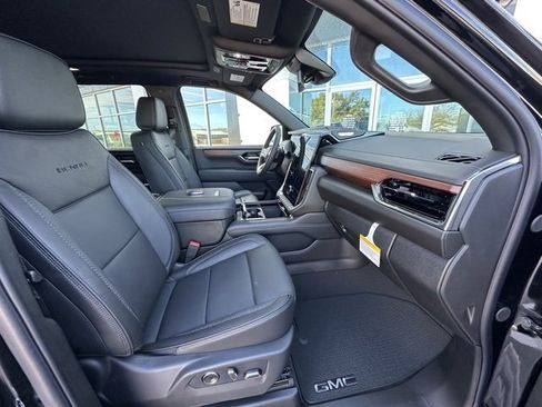 New 2026 GMC Yukon Denali image 32